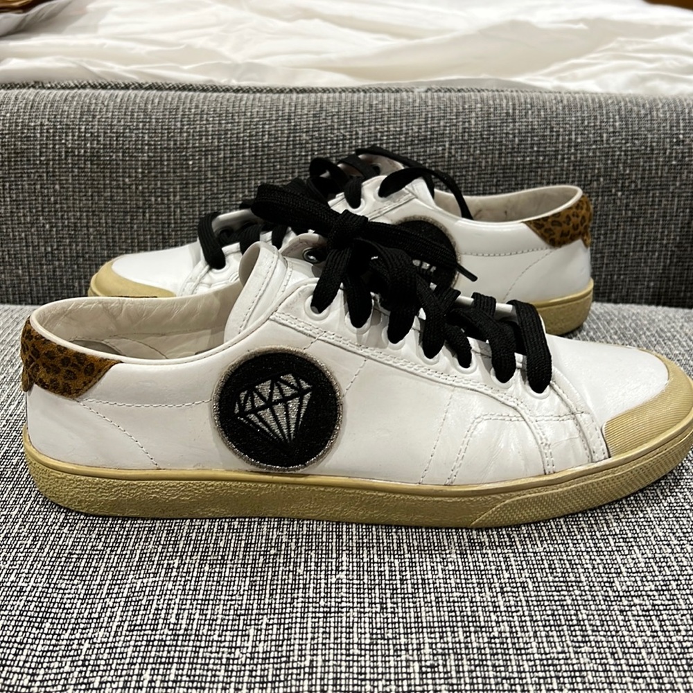 SAINT LAURENT - COURT CLASSIC DISTRESSED DIAMOND PATCH SNEAKERS